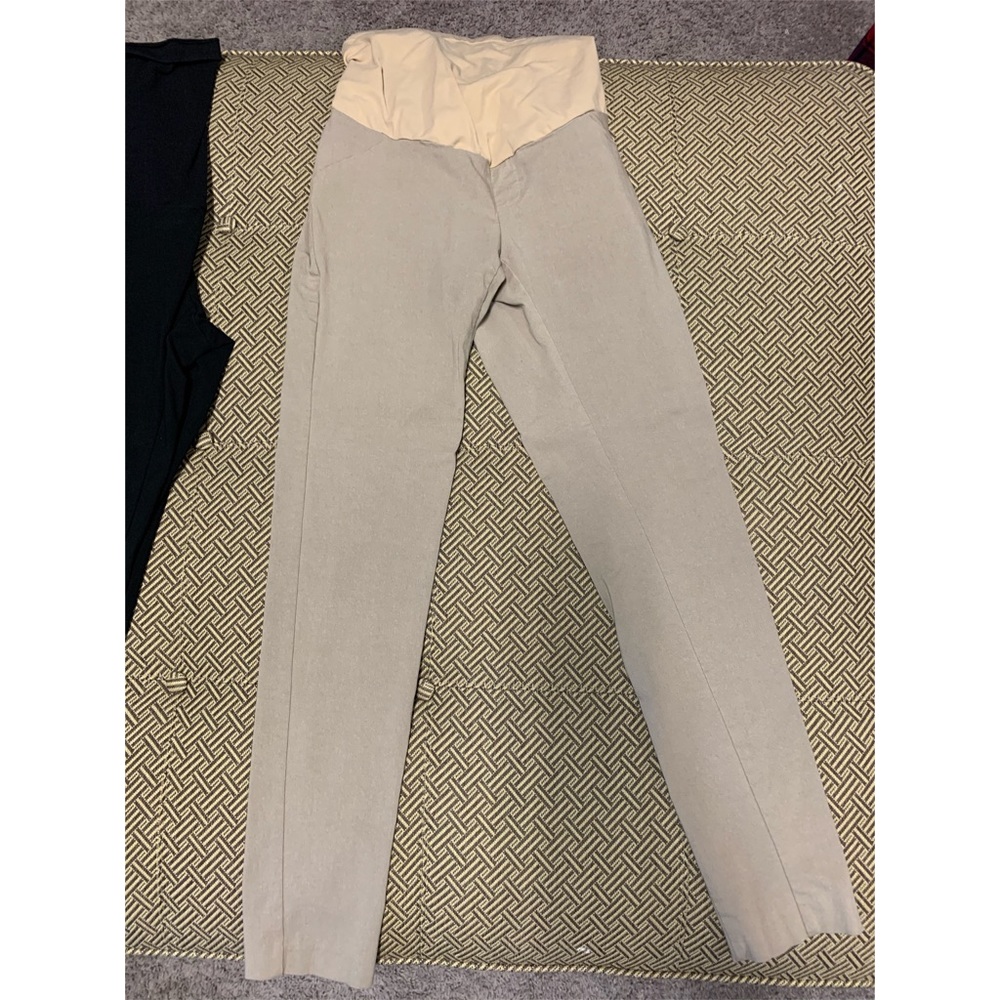 XS Maternity pants by Motherhood Maternity